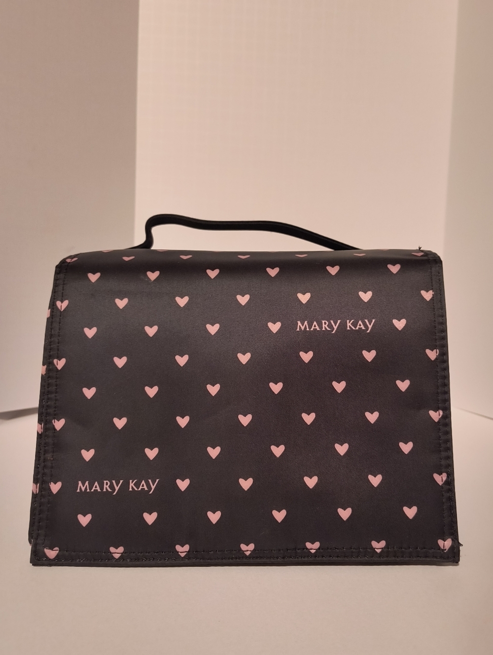 Mary Kay Black Makeup Carry Case with Pink Heart Print - Picture 2 of 6
